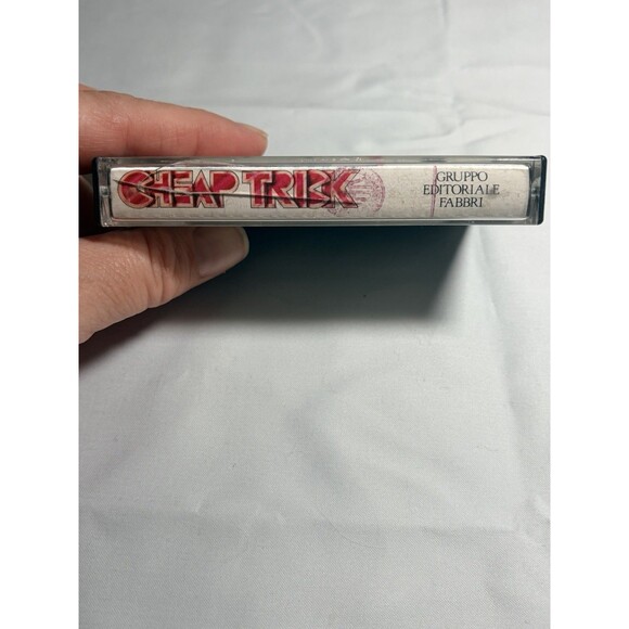 CHEAP TRICK – Rare Italian Import Promo Cassette Black Shell Yellow La